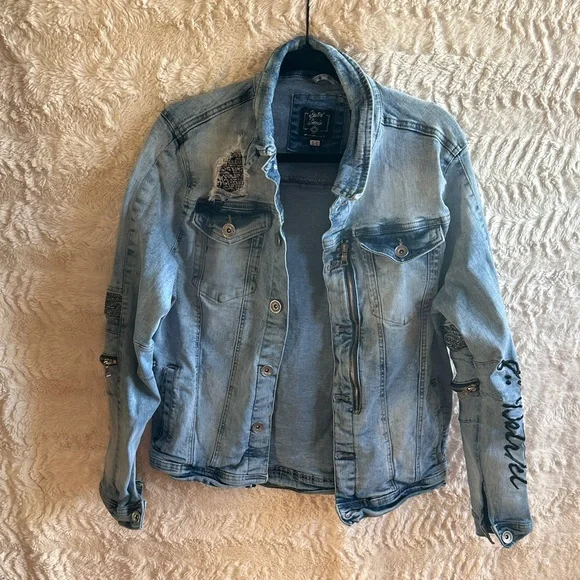 Trendy Light Blue Distressed Denim Jacket - Picture 1 of 11